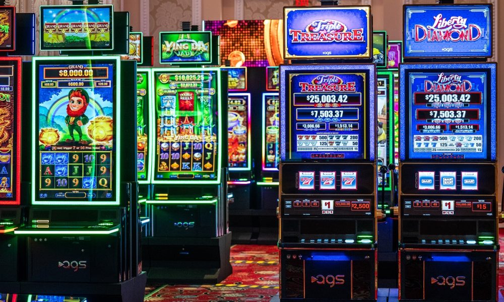 How do you manage your budget while playing online slots?